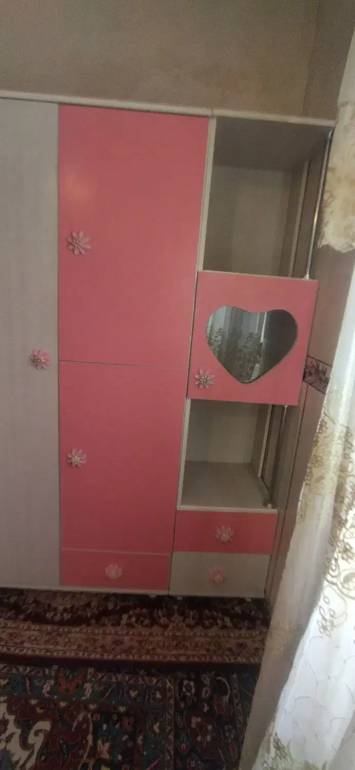 کمد به همراه ویترین|بوفه، ویترین، کنسول|کبودرآهنگ, |دیوار