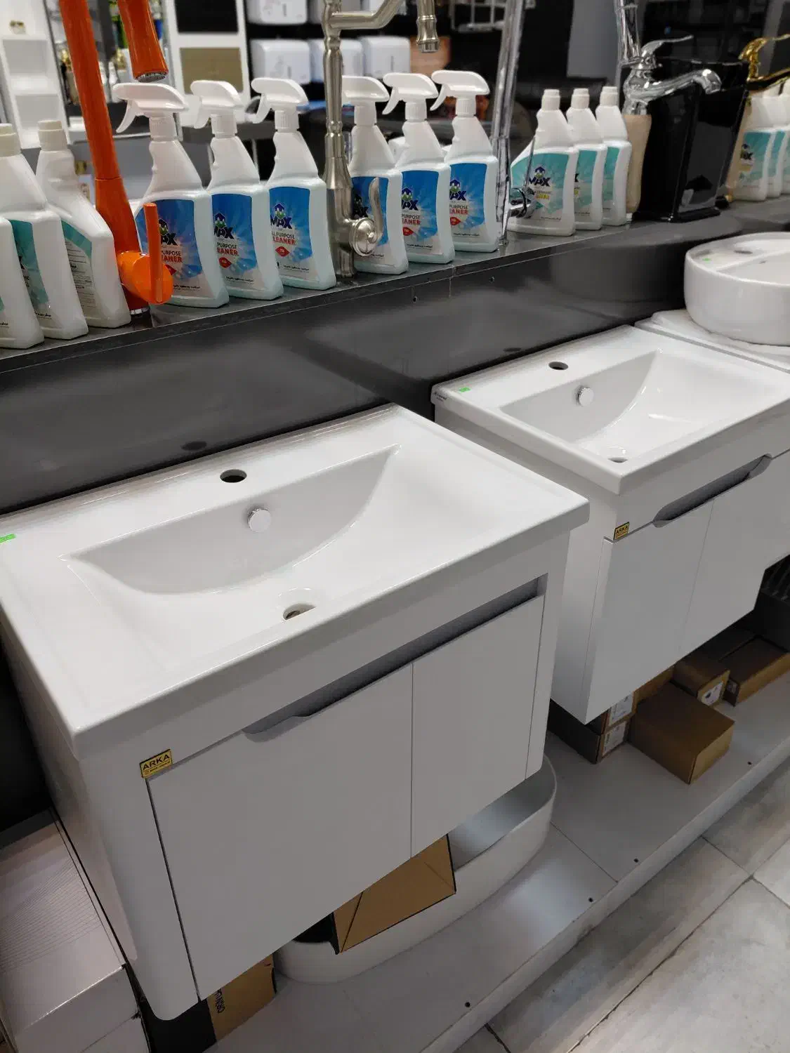 سنگ و کابین روشویی|لوازم سرویس بهداشتی|بیرجند, |دیوار