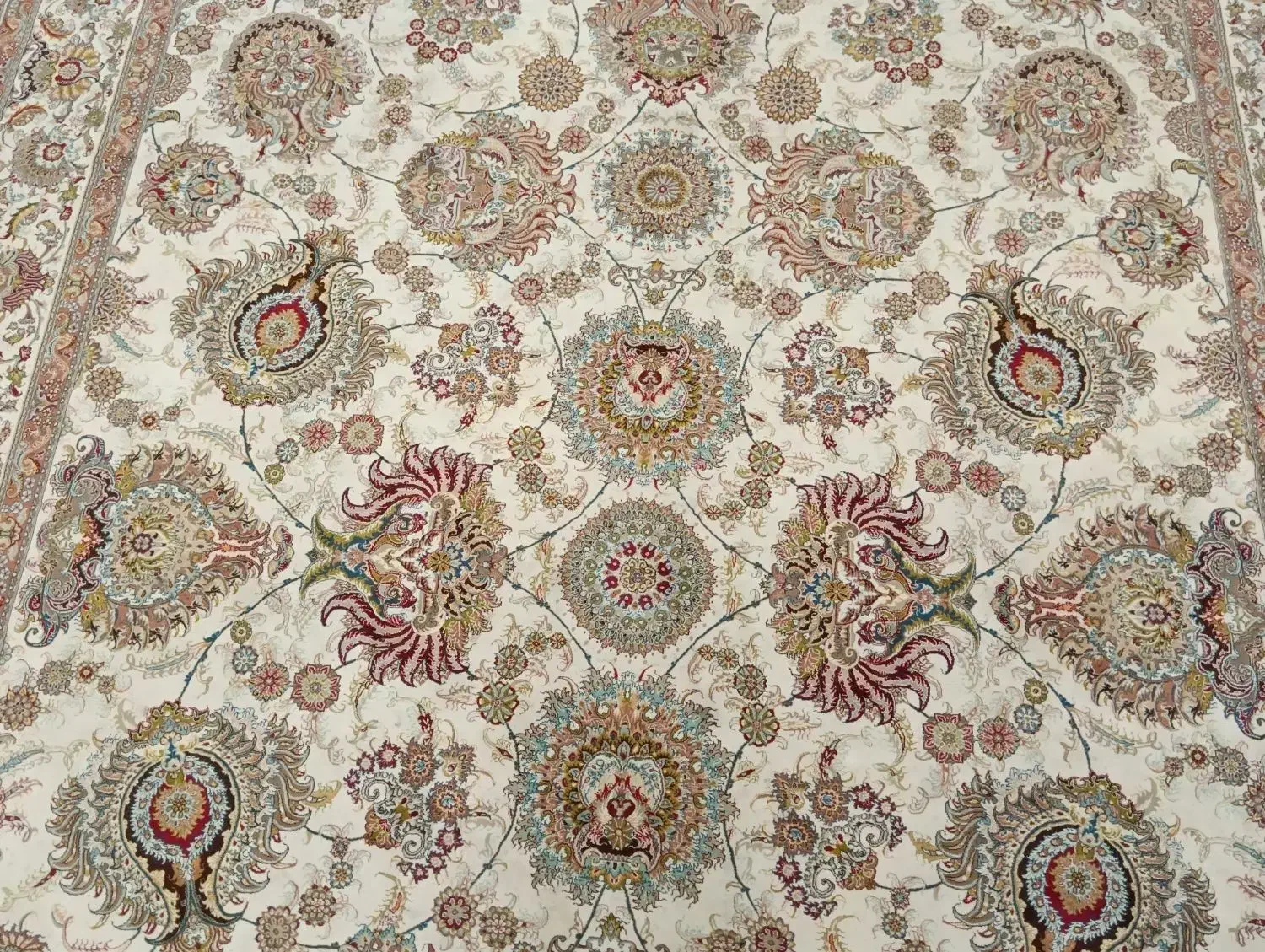 فرش باغ بهشت در حد نو بدون ایراد|فرش|اسلامشهر, شهرک قائمیه|دیوار