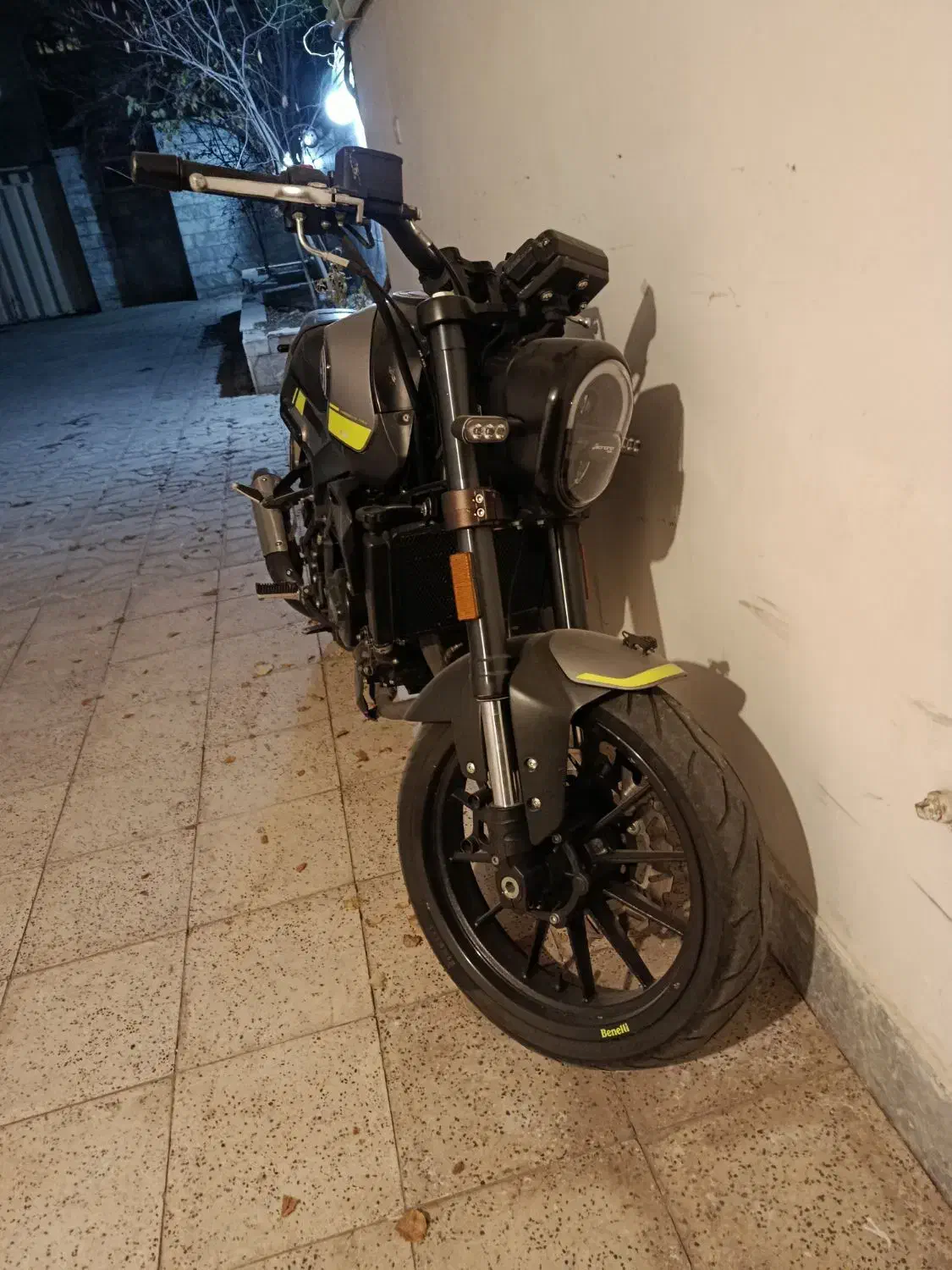 بنلی 250|موتورسیکلت|مشهد, کوه سنگی|دیوار