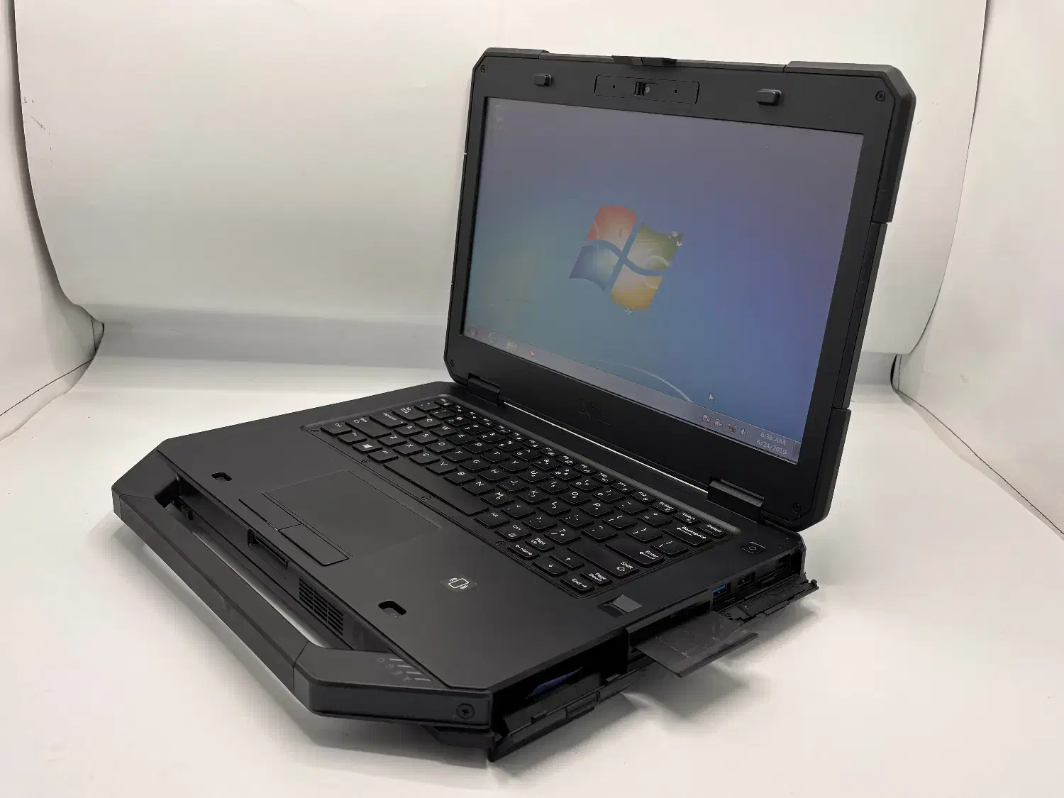 لپ تاپ Dell 5404 Rugged i7 8 256 نظامی|رایانه همراه|تهران, فلسطین (میدان انقلاب)|دیوار