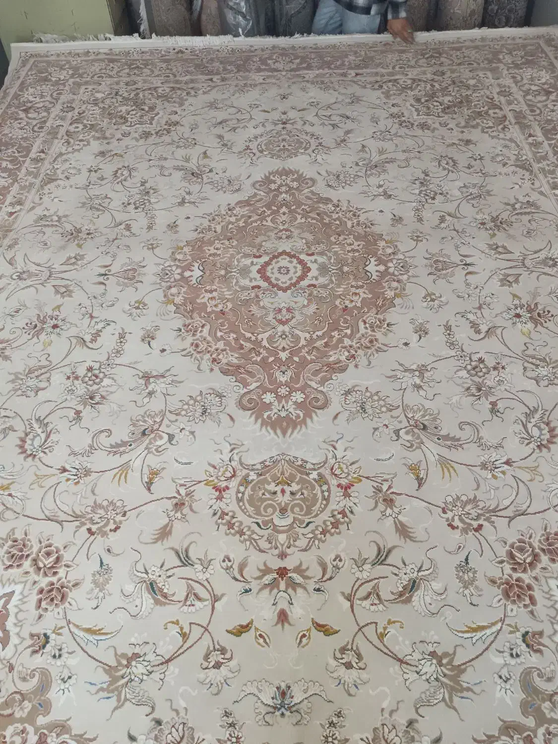 فرش تراکم بالا|فرش|میرجاوه, |دیوار