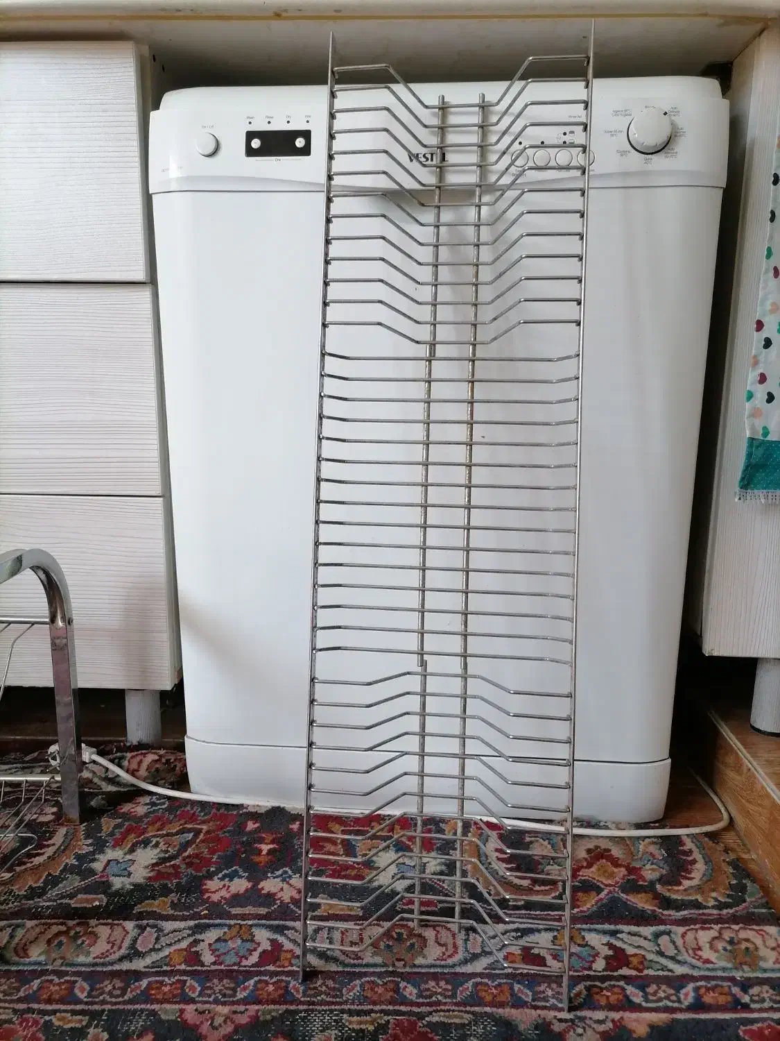 سبد ابچگان|آبچکان و نظمدهنده ظروف|تبریز, |دیوار