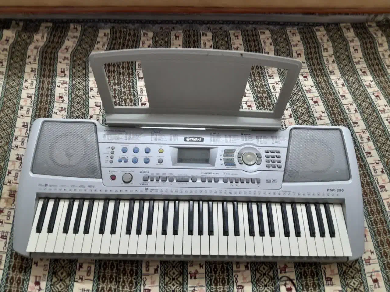 کیبورد یاماها 290|پیانو، کیبورد، آکاردئون|سمنان, |دیوار