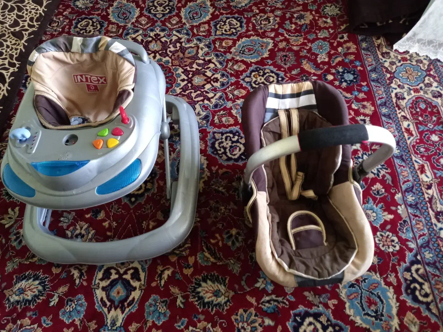 کریر و نی نی لالایی|کالسکه و لوازم جانبی|شهرکرد, |دیوار