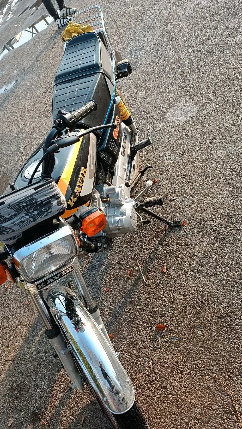 کویر۲۰۰مدل۱۴۰۳|موتورسیکلت|لنجان, |دیوار