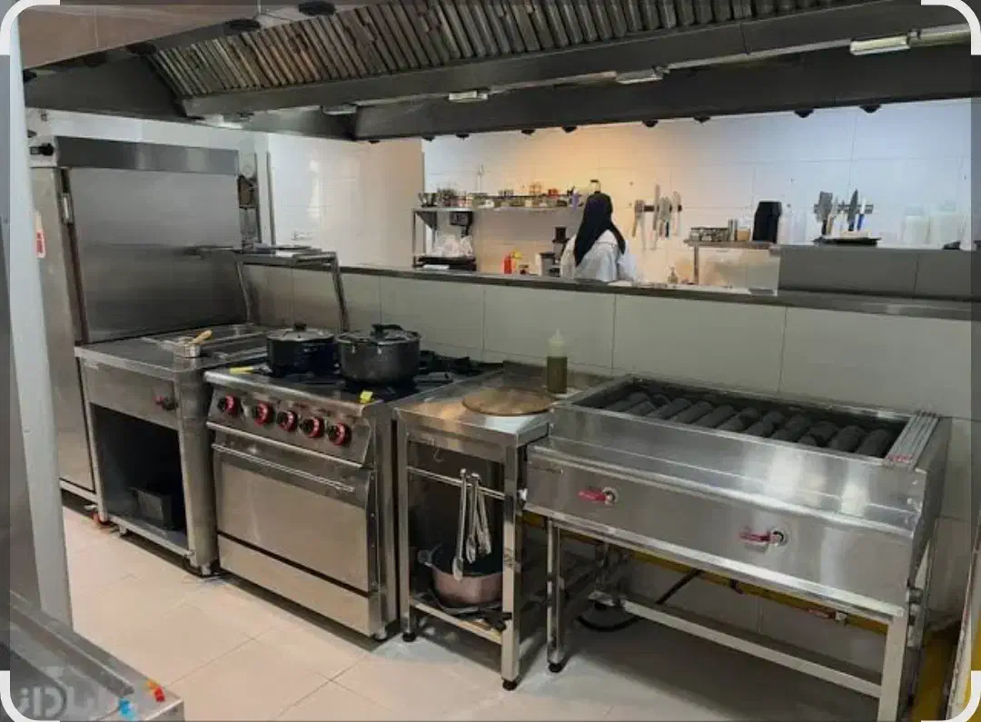 جذب نیرو خانوم در آشپزخانه|استخدام خدمات فروشگاه و رستوران|کاشان, شهرک امیرالمومنین|دیوار