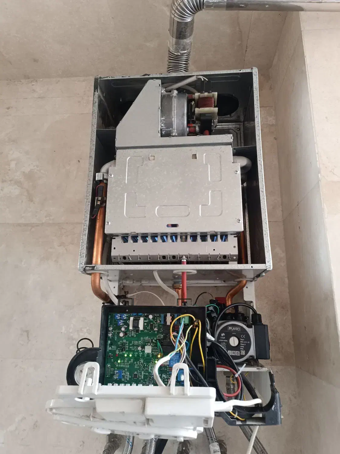 تعمیرکار سرویسکار پکیج یخچال ساید پونک باغ فیض|خدمات پیشه و مهارت|تهران, سردارجنگل|دیوار