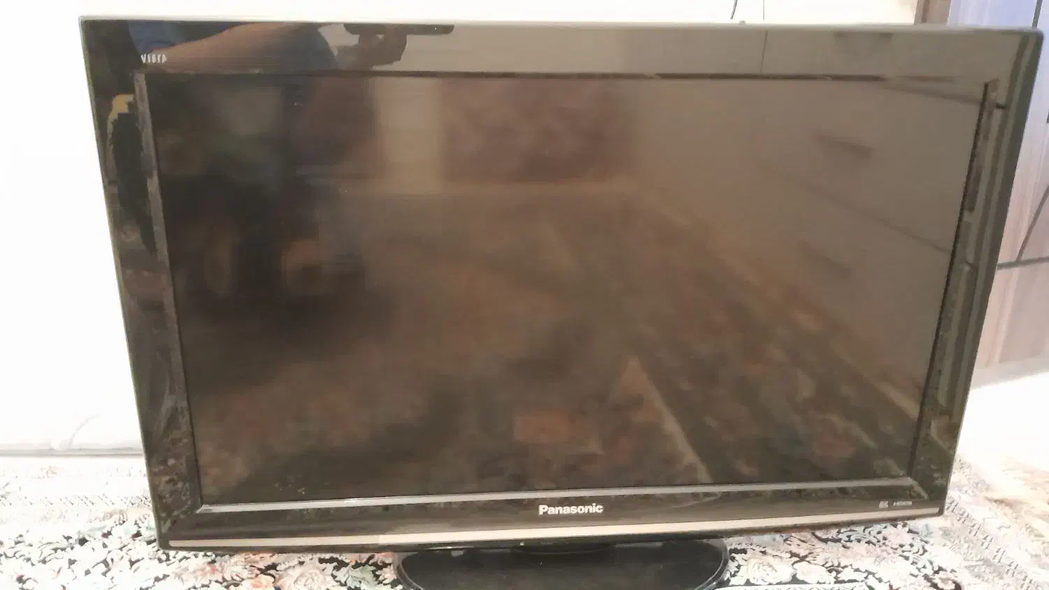 تلویزیون|تلویزیون و پروژکتور|طاهرگوراب, |دیوار