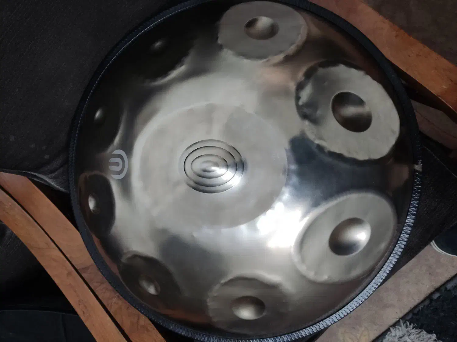 هنگ درام آرشا|درام و پرکاشن|شیراز, دشت چنار|دیوار