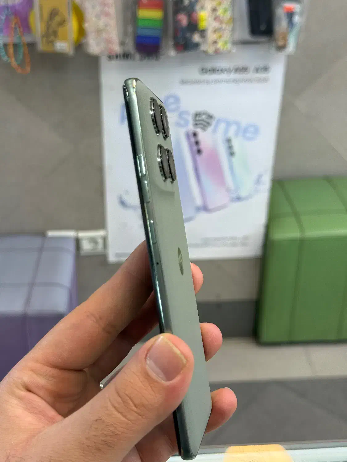 Motorola Edge60 pro|موبایل|قم, صفائیه|دیوار