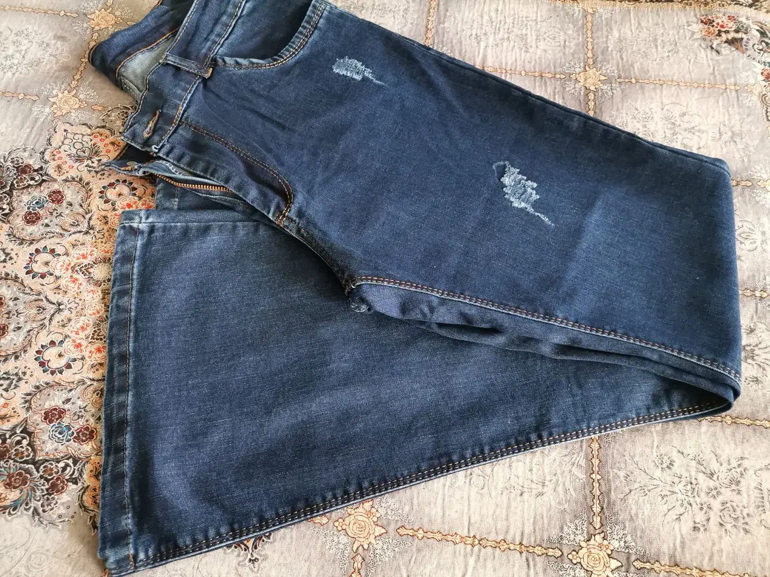 شلوار لی نو|لباس|کاشان, کارگر|دیوار