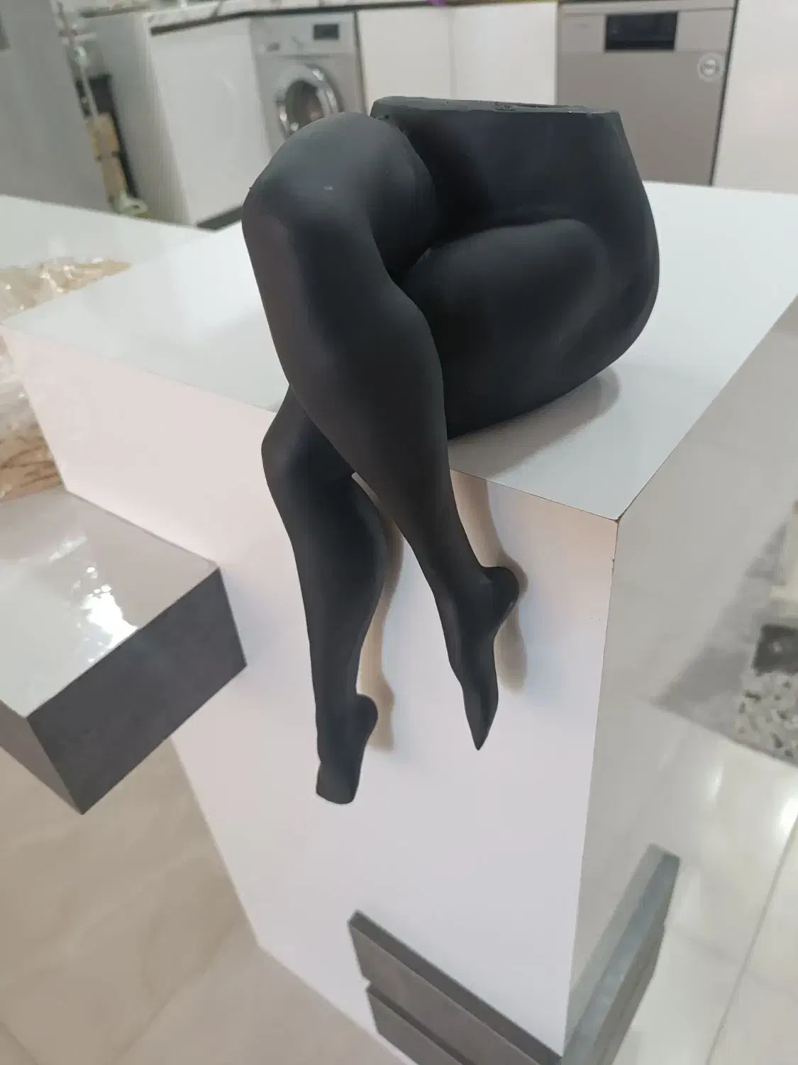 گلدان|مجسمه، تندیس، ماکت|بن, |دیوار