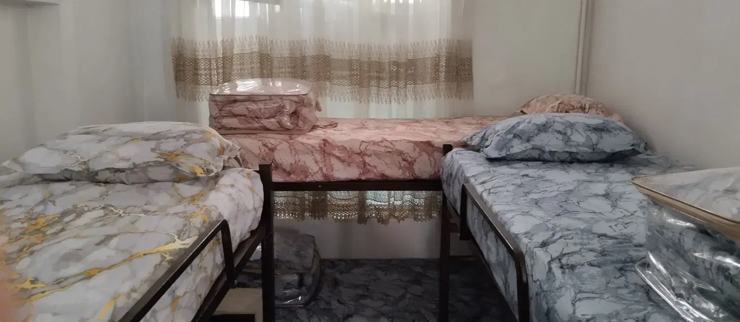 خوابگاه آقایان اقتصادی،آرام،مجهز با امکانات رایگان|اجارهٔ کوتاهمدت آپارتمان و سوئیت|تهران, زاهد گیلانی|دیوار