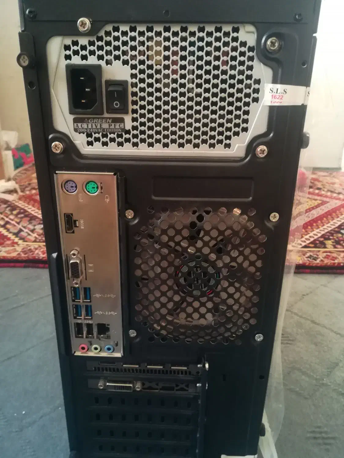 کیس گیمینگ|قطعات و لوازم جانبی رایانه|شیراز, هفت تنان|دیوار