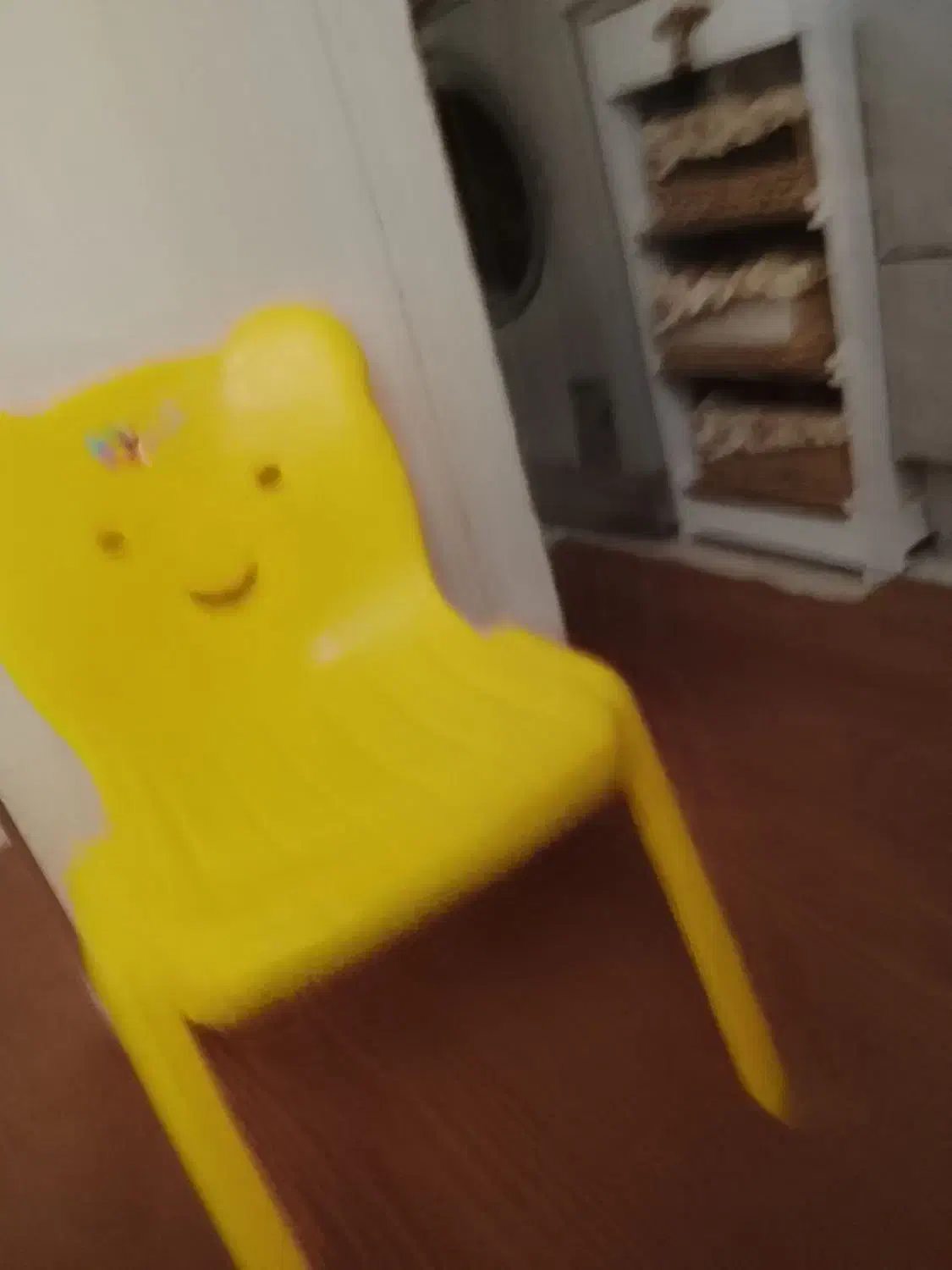 صندلی کودک پلاستیکی|تخت و صندلی بچه|پاکدشت, خاتون آباد|دیوار