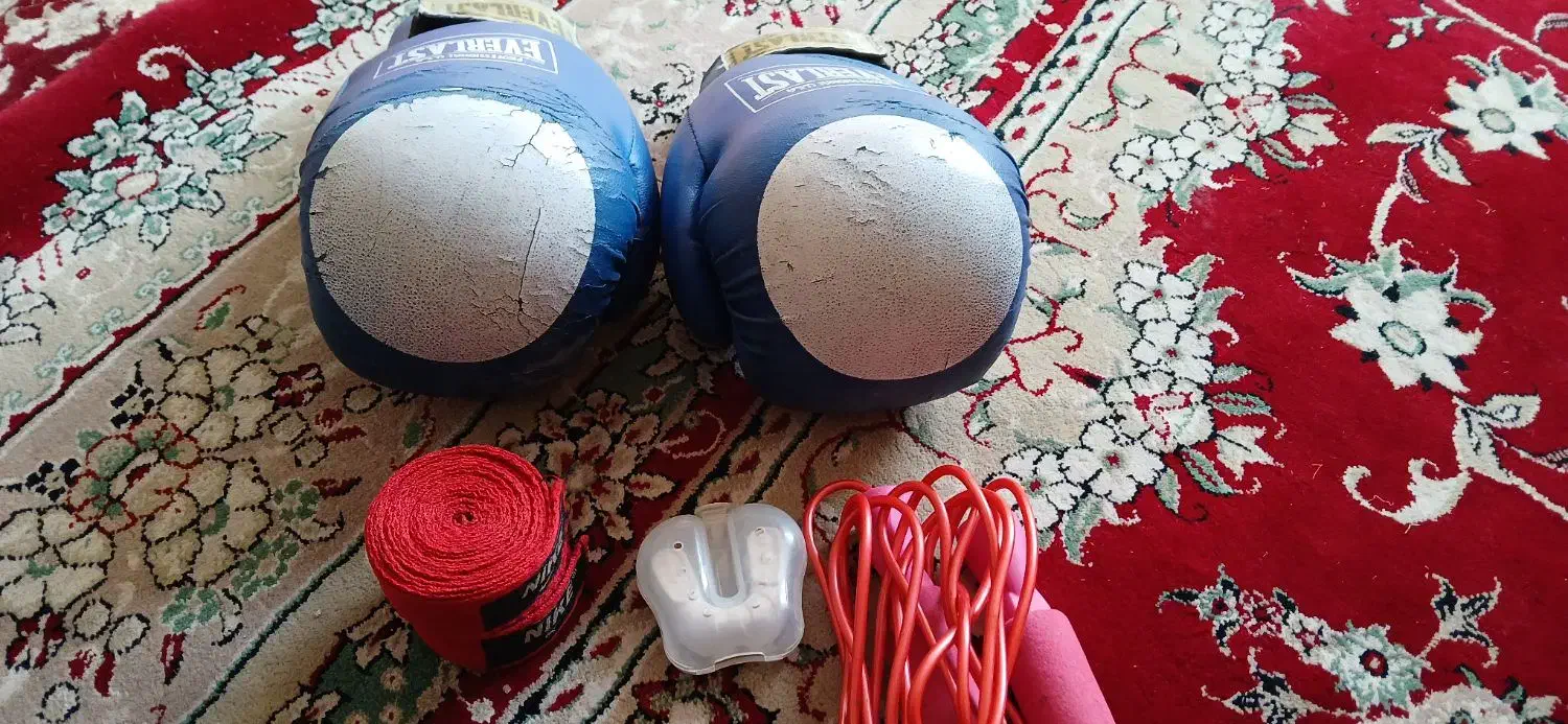 دستکش بوکس|تجهیزات ورزشی|اصفهان, کوجان|دیوار