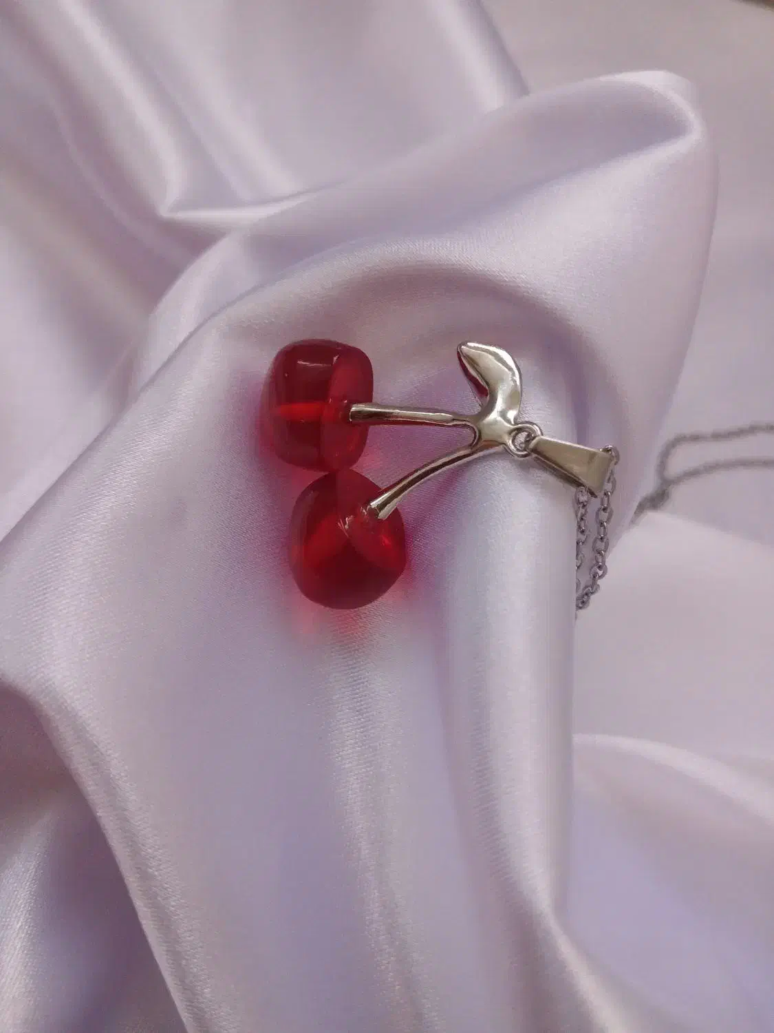 گردنبند گیلاسی|جواهرات|اراک, |دیوار