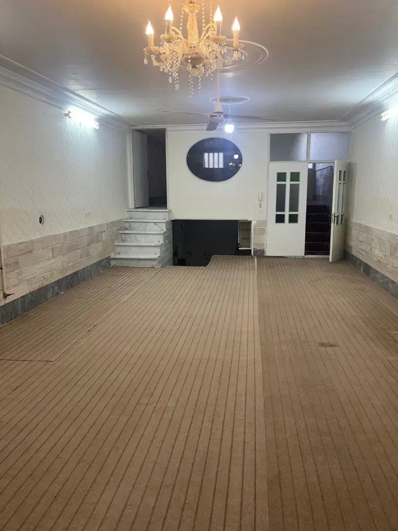 زیرزمین(همکف)4 پله خیابان شاه ابادی|اجارهٔ خانه و ویلا|قم, زنبیل آباد|دیوار