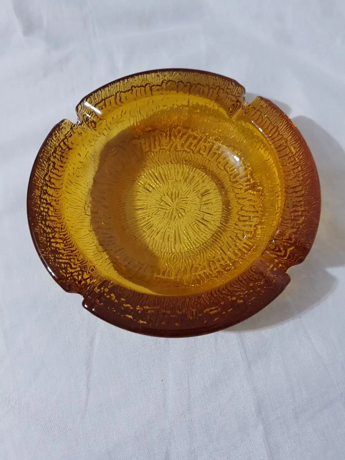 زیر سیگاری کریستال قهوه ای|صنایع دستی و سایر لوازم تزئینی|شاهینشهر, حاجی آباد|دیوار