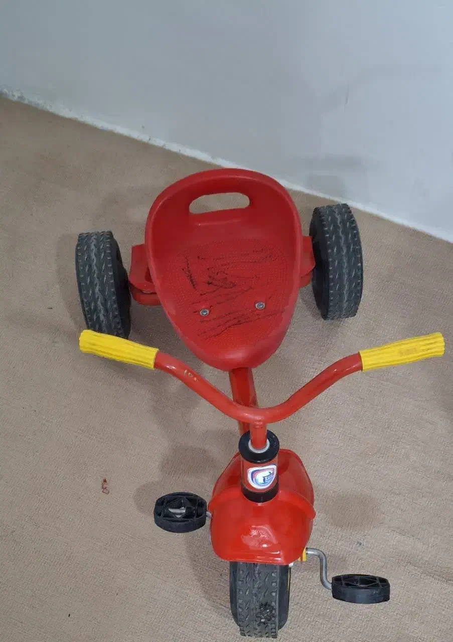 سه چرخه|دوچرخه، اسکیت، اسکوتر|تربتحیدریه, آبشار|دیوار