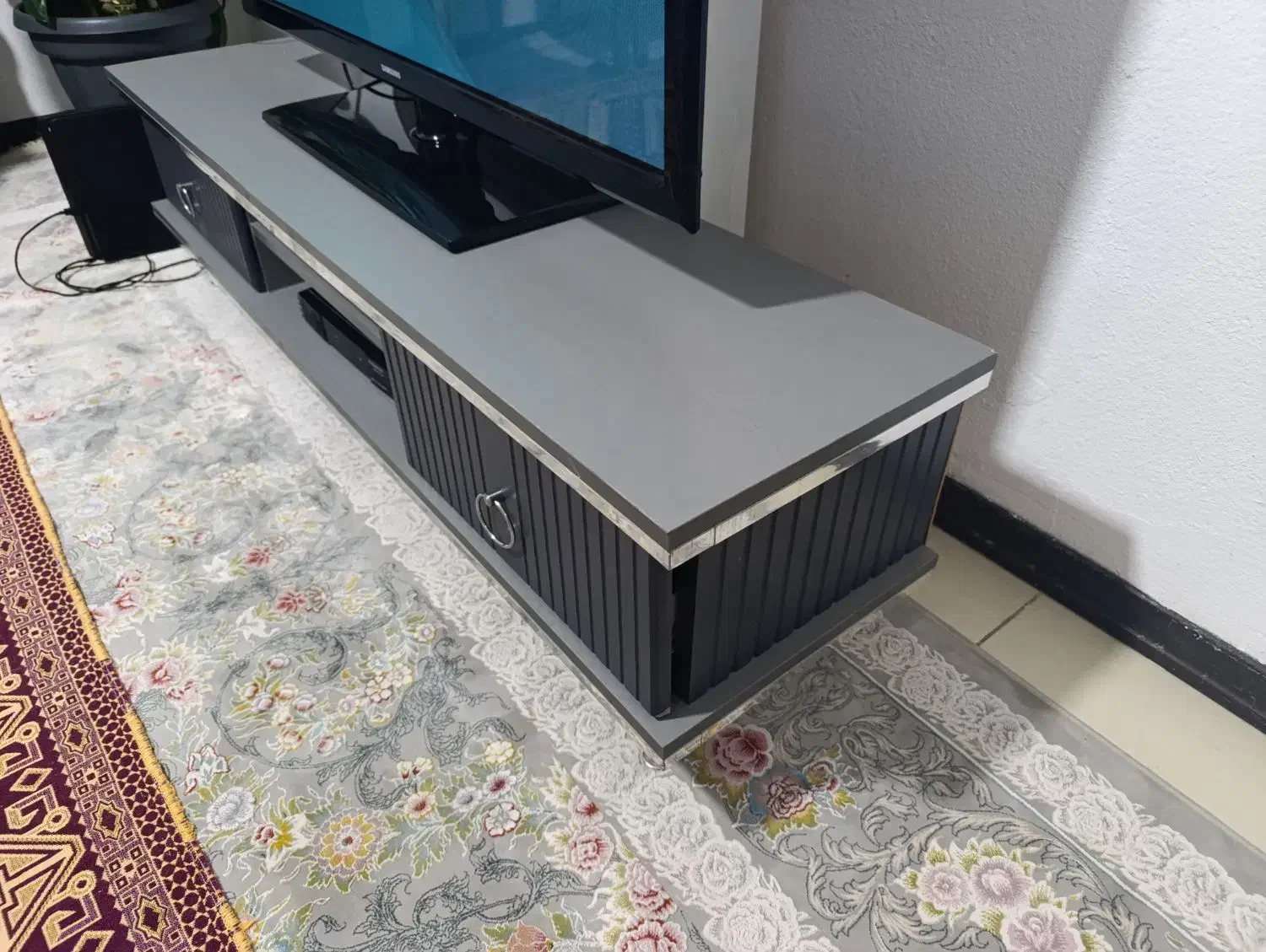 میز تلویزیون|میز تلویزیون|پردیس, فاز ۳|دیوار