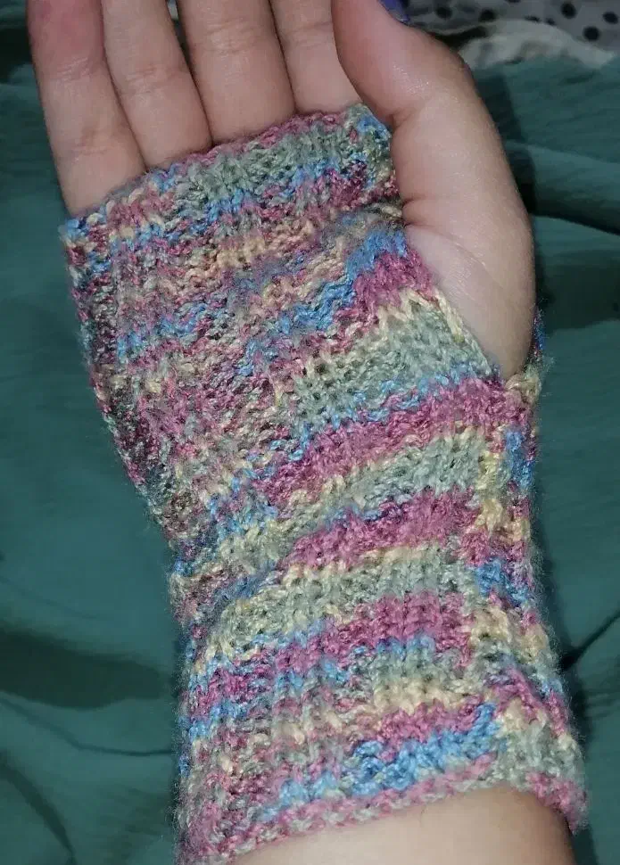 دستکش نیم انگشتی|لباس|فسا, |دیوار