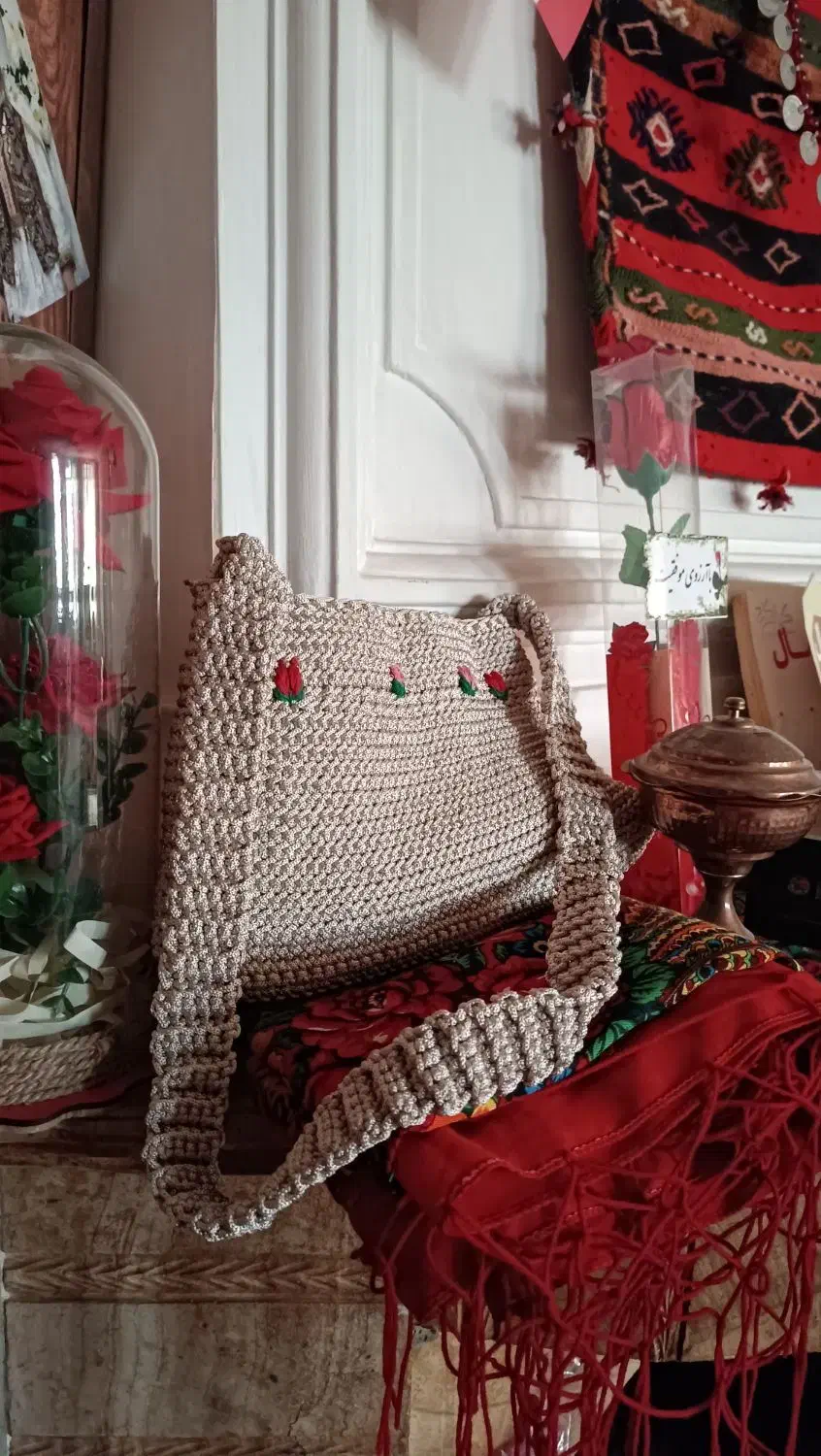 کیف دستی بافتنی|صنایع دستی و سایر لوازم تزئینی|شیروان (خراسان), |دیوار