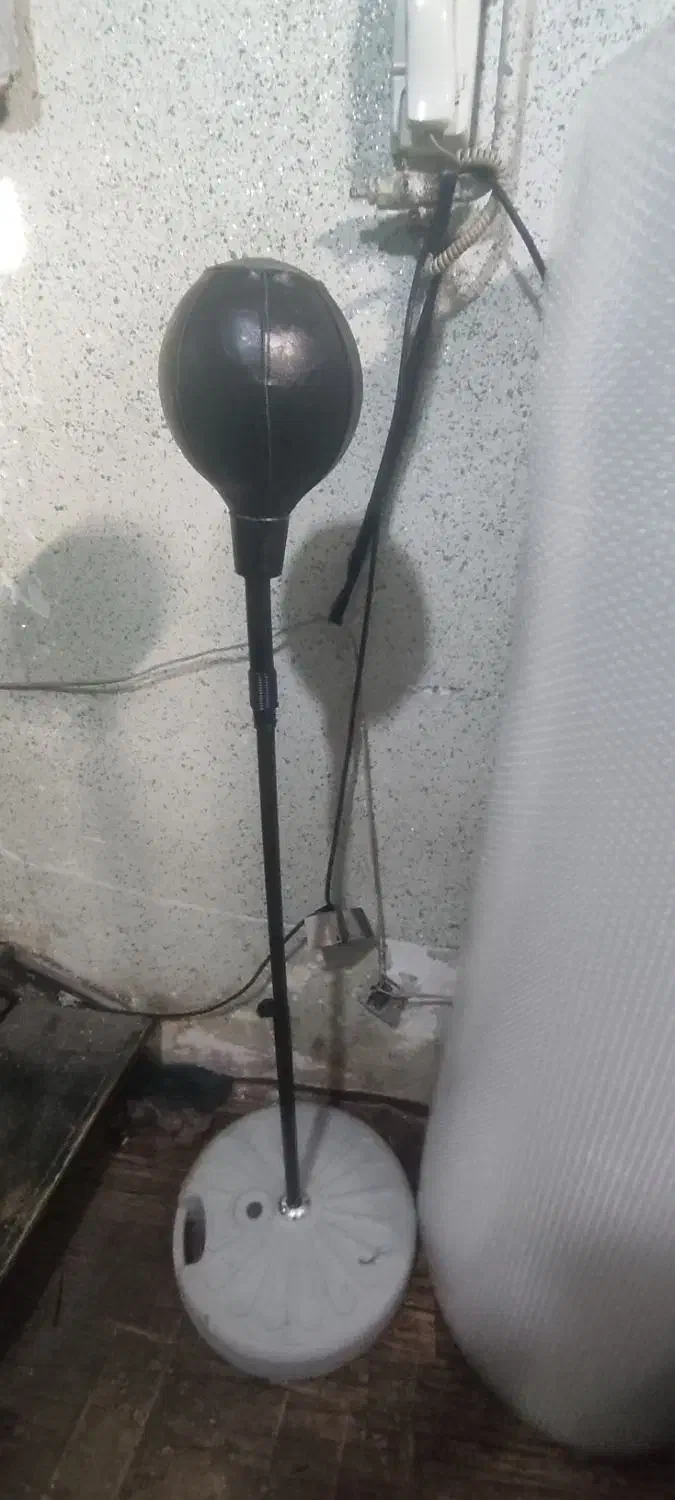 کیسه بوکس مخزن دار|تجهیزات ورزشی|تهران, امین حضور|دیوار