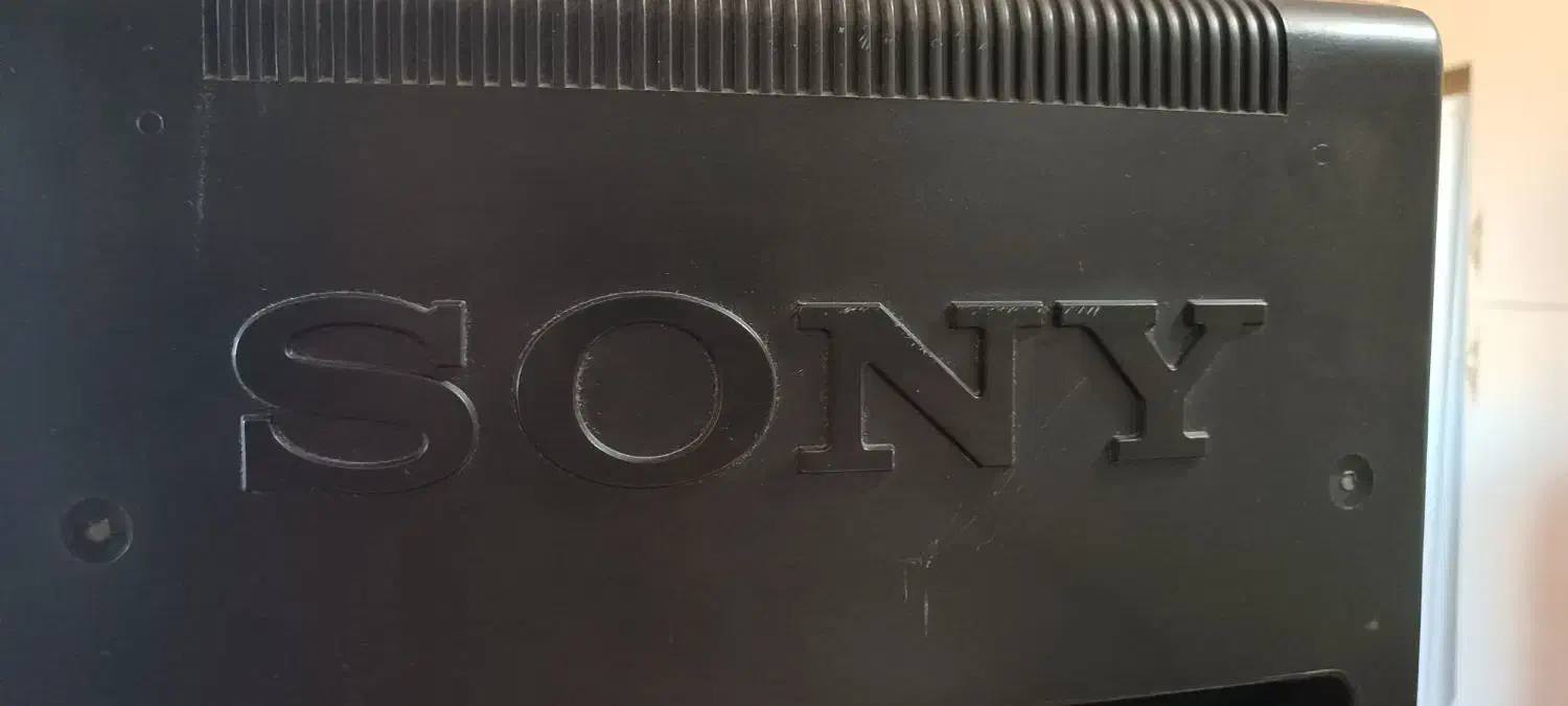 تلویزیون سونی اصل.درحدنو.۲۱اینچ|تلویزیون و پروژکتور|اهر, |دیوار