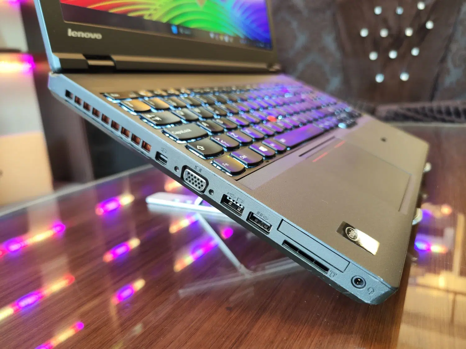 لنوو i7 حافظه ۲۵۶ SSD صفحه 2K حسابداری و فیلم|رایانه همراه|تهران, بلوار کشاورز|دیوار