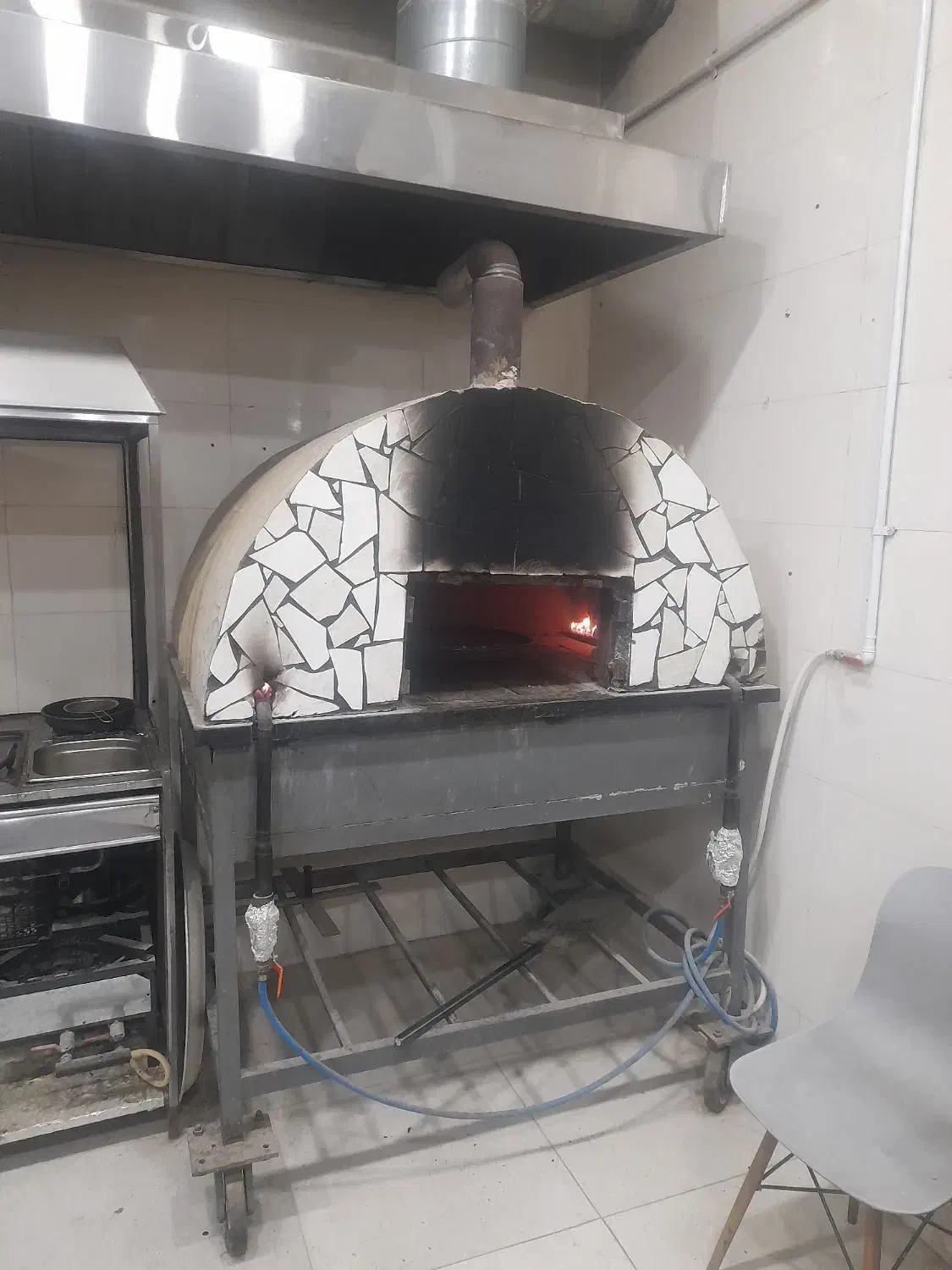 تنور پیتزا|کافی‌شاپ و رستوران|رحمت‌آباد, |دیوار