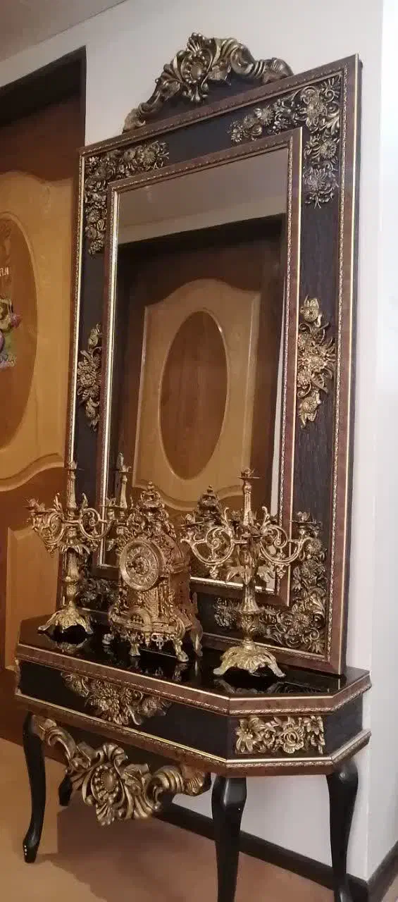 آیینه میز و شمعدانی و ساعت|بوفه، ویترین، کنسول|اصفهان, بهارستان|دیوار