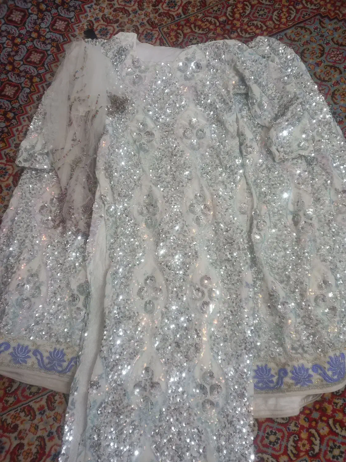 لباس محلی|لباس|کازرون, |دیوار