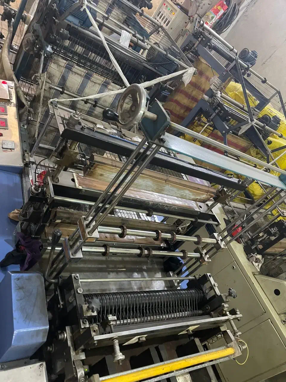 ساخت انواع دستگاهای خانگی و کارگاهی|ماشین‌آلات صنعتی|شیراز, ارم|دیوار