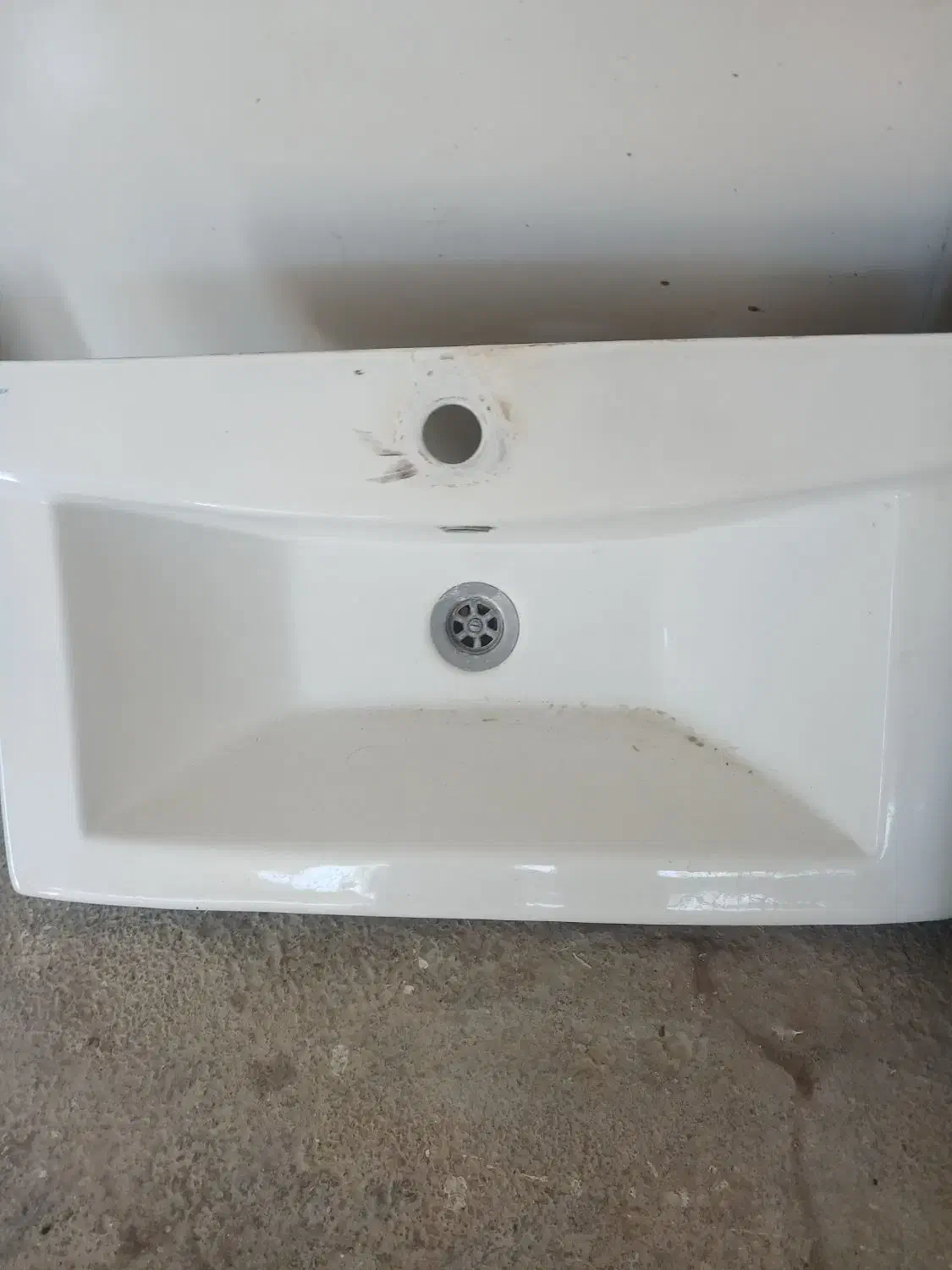 روشویی دیواری تمیز|لوازم سرویس بهداشتی|رامهرمز, |دیوار