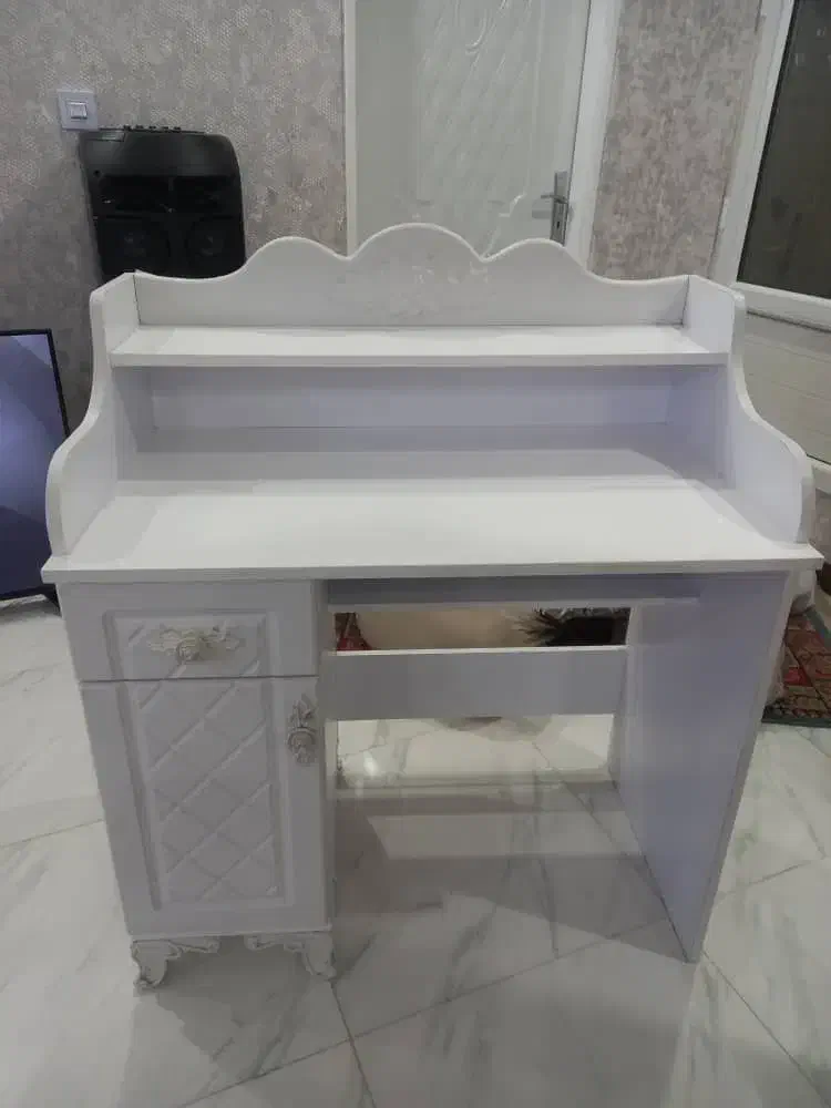 میز تحریر|میز تحریر و کامپیوتر|قرچک, باقرآباد|دیوار