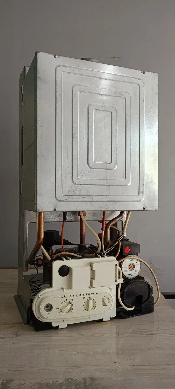 پکیج ایران رادیاتور EF28 فروشی|آبگرمکن، پکیج، شوفاژ|مشهد, ولیعصر (شهرک غرب)|دیوار