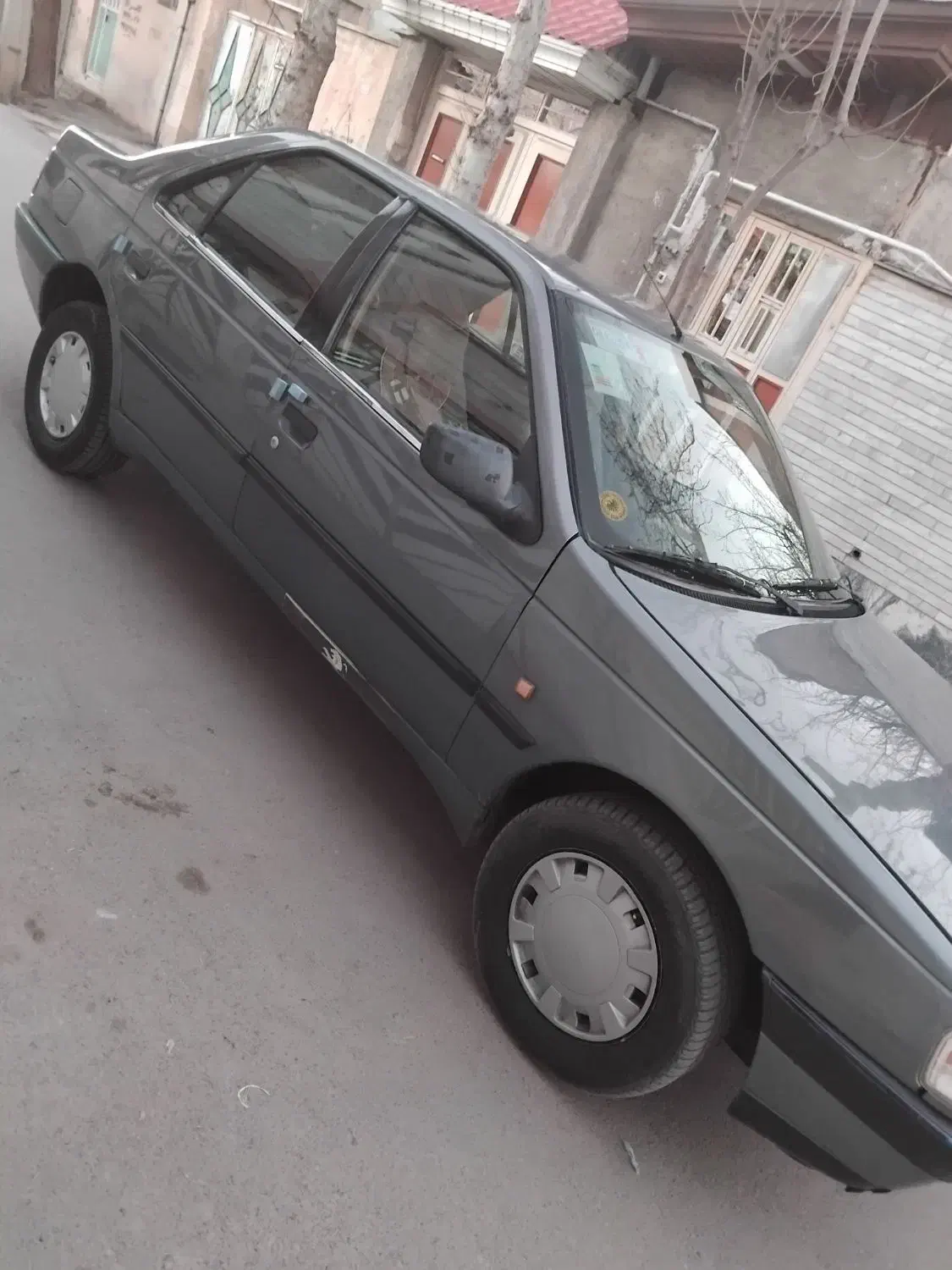 پژو۴۰۵|خودرو سواری و وانت|بروجرد, |دیوار