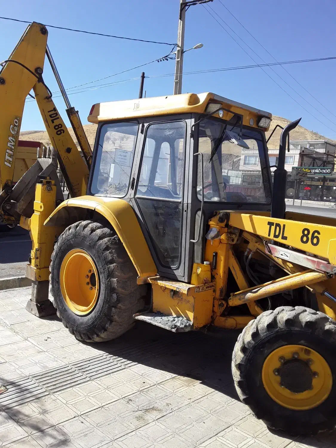 بیل بکهو تی دی ال|خودرو سنگین|حسین آباد, |دیوار