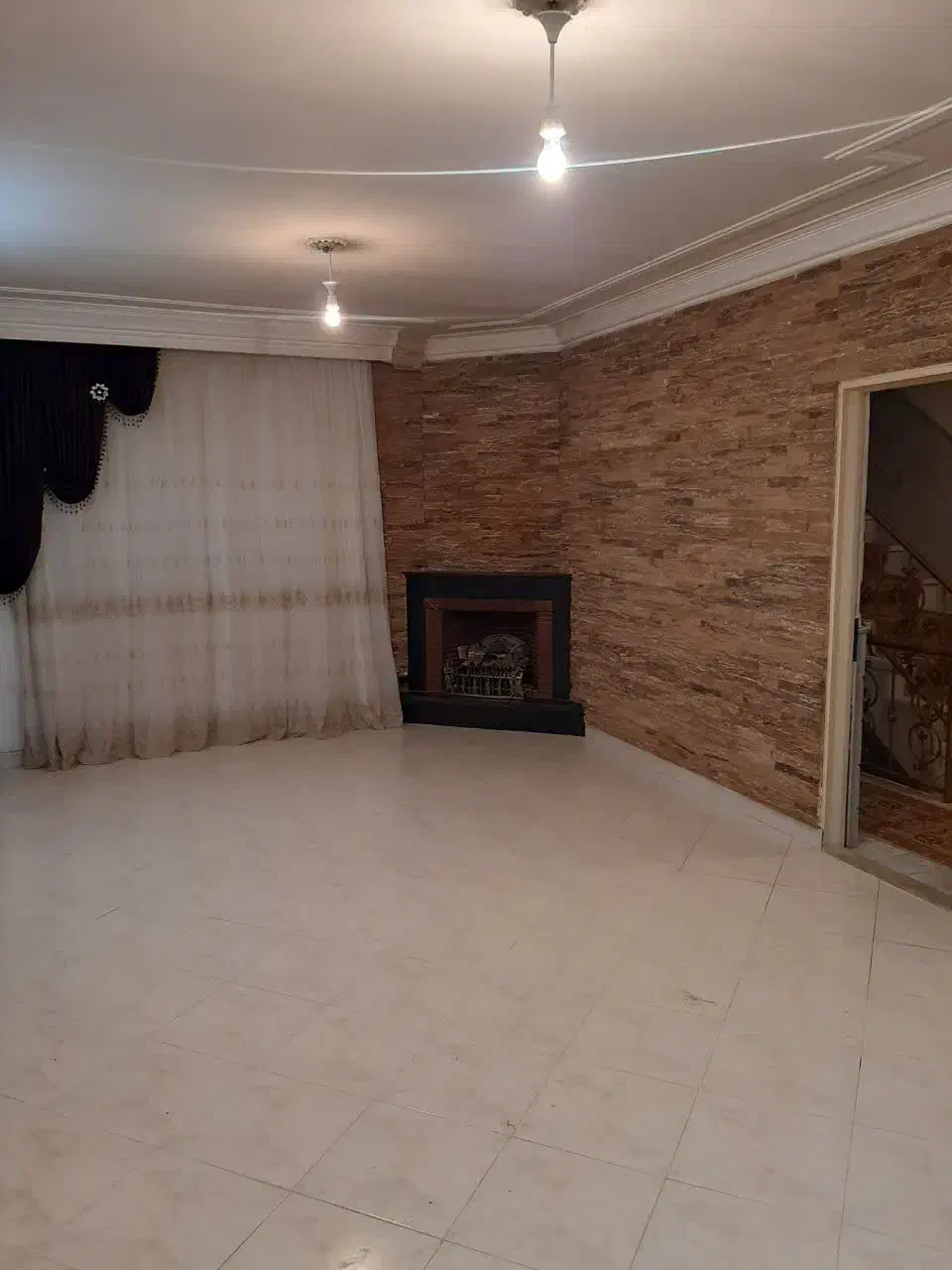 فروش خانه ویلایی|فروش خانه و ویلا|شازند, |دیوار