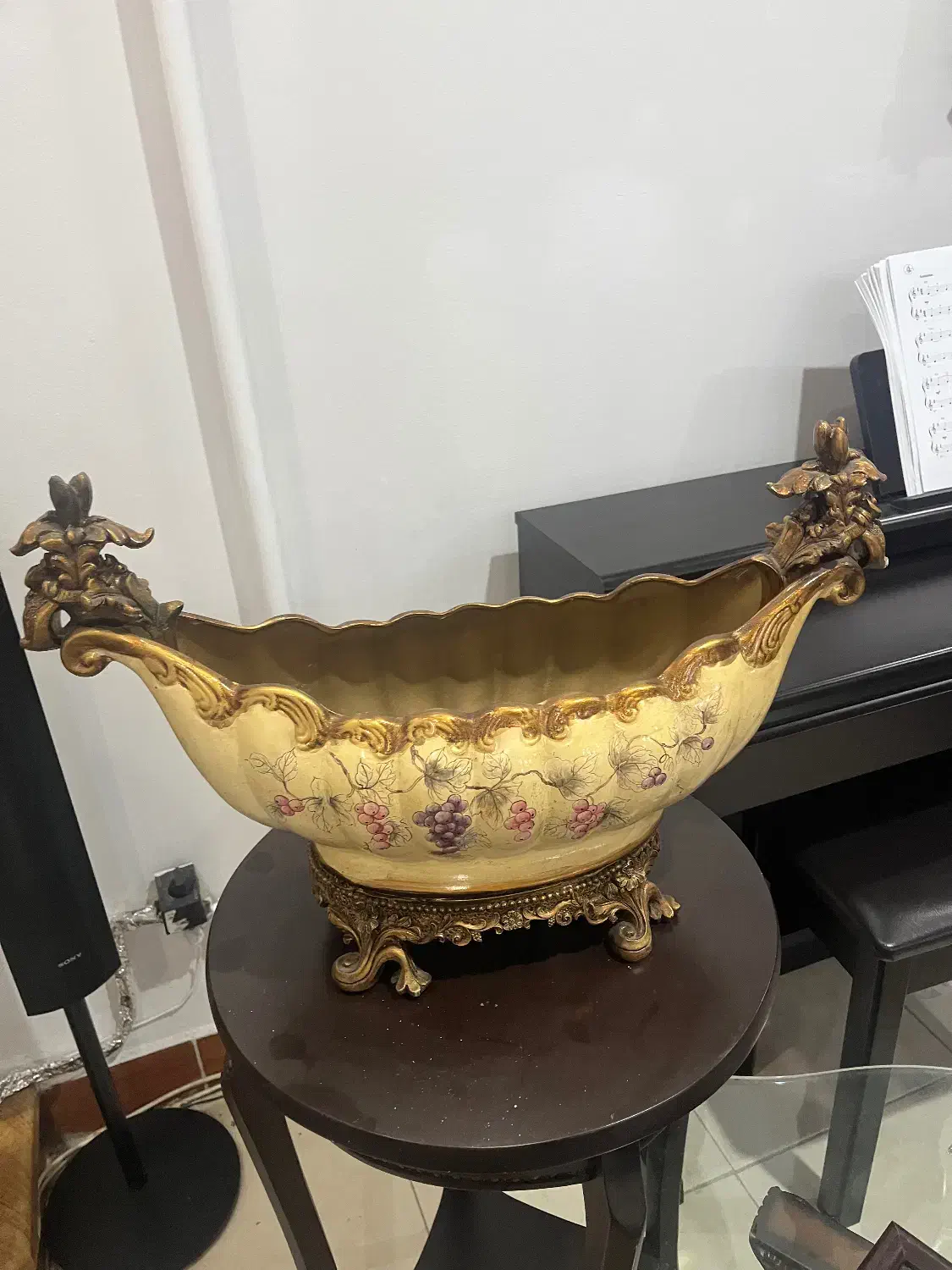 کشکول و گلدان|مجسمه، تندیس، ماکت|رشت, کوی جام جم|دیوار