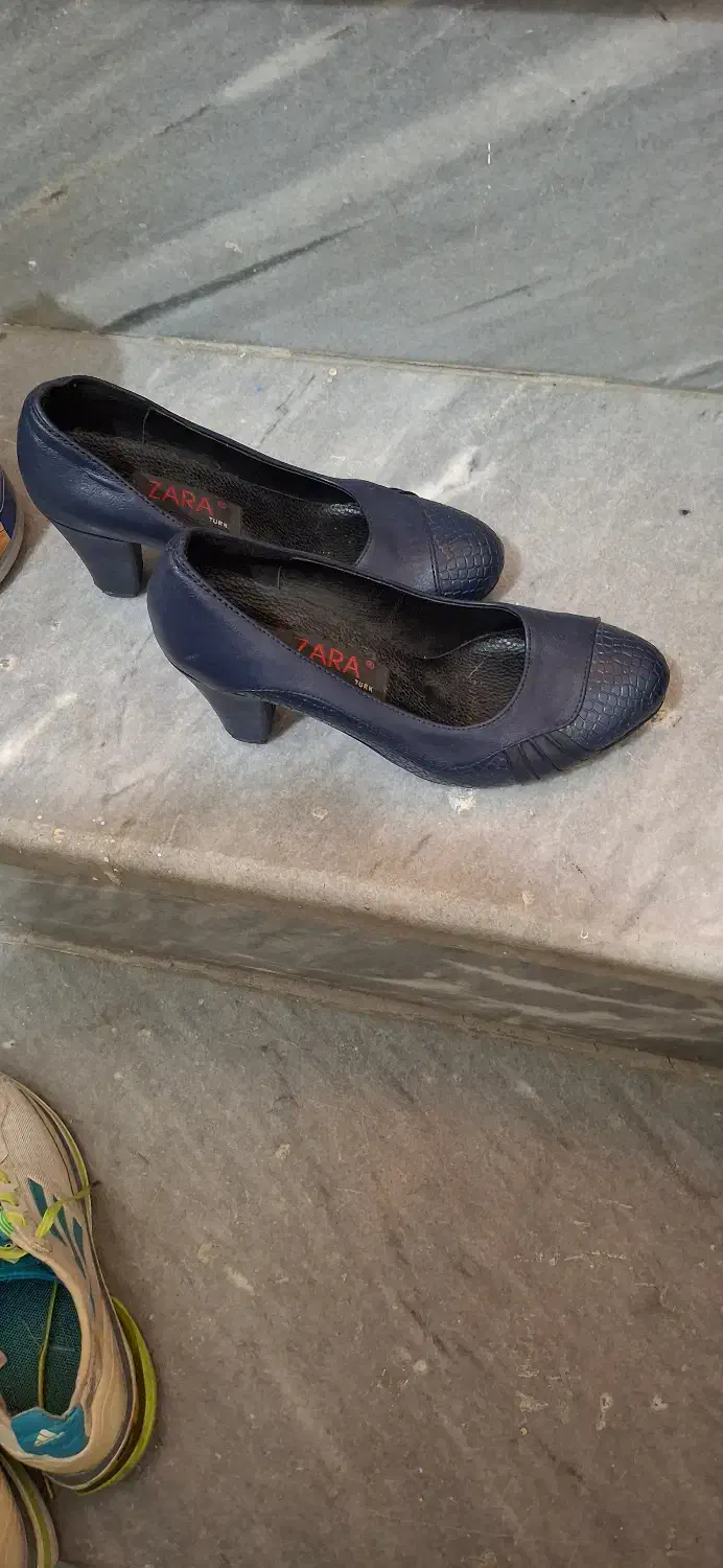 کفش زنان چرم سایز39|کیف، کفش، کمربند|تهران, جوادیه|دیوار