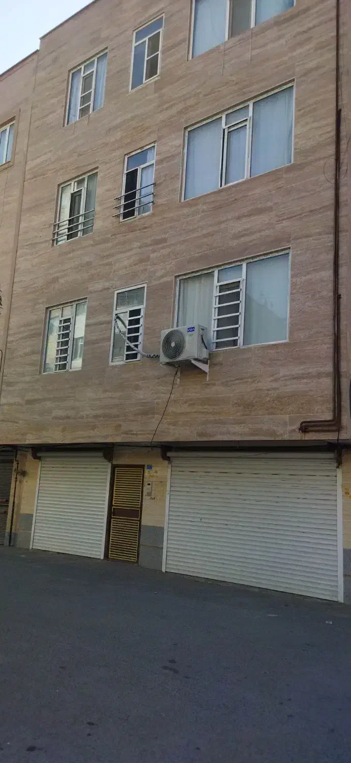 واحد|فروش آپارتمان|شبستر, |دیوار