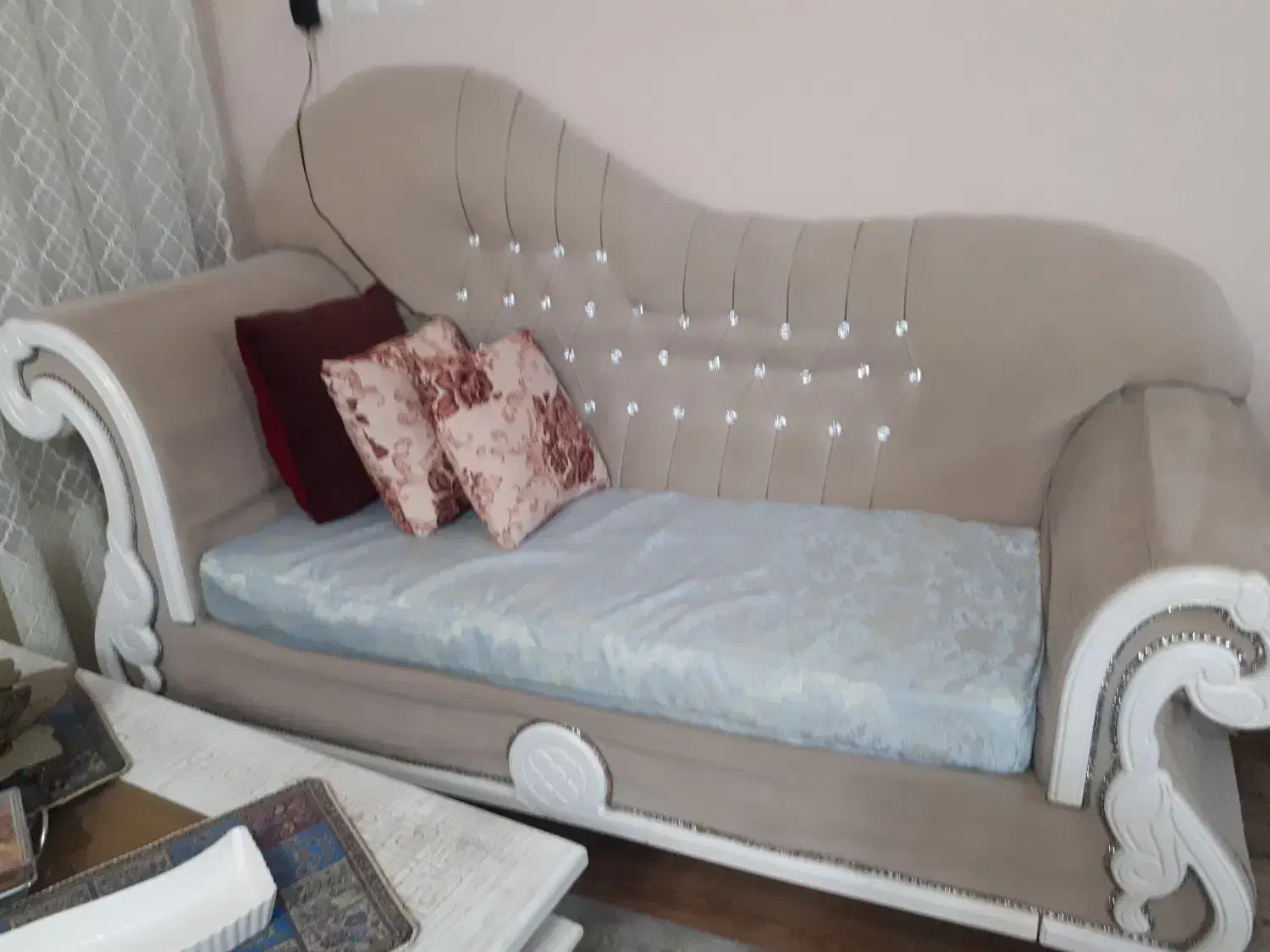 فروش مبلمان|مبلمان خانگی و میز عسلی|شیروان (خراسان), |دیوار