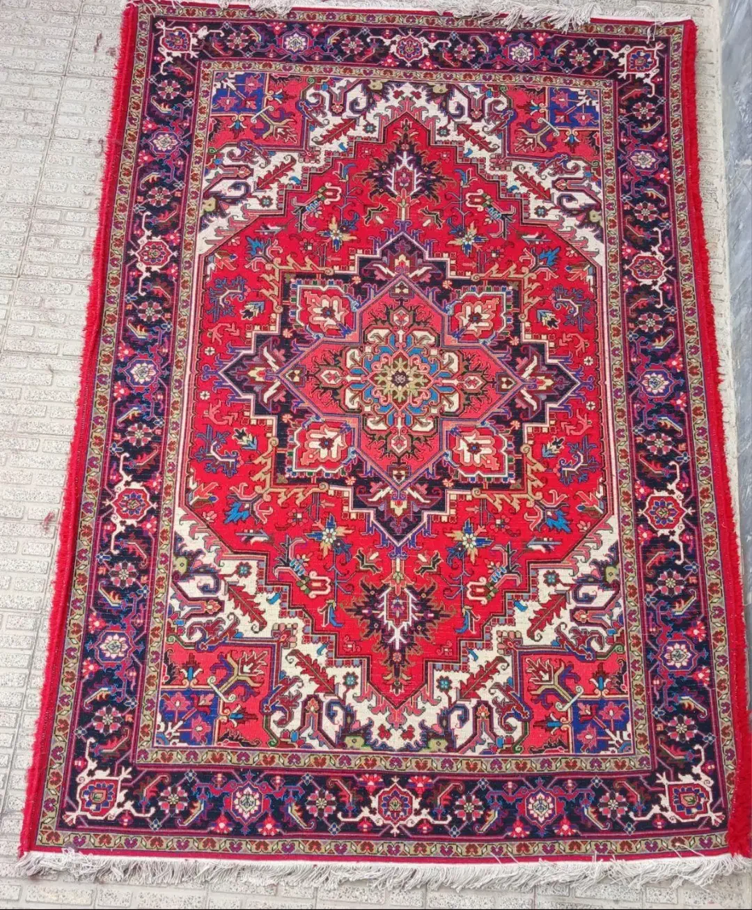 دو تخته فرش هریس تاجری|فرش|آذرشهر, |دیوار