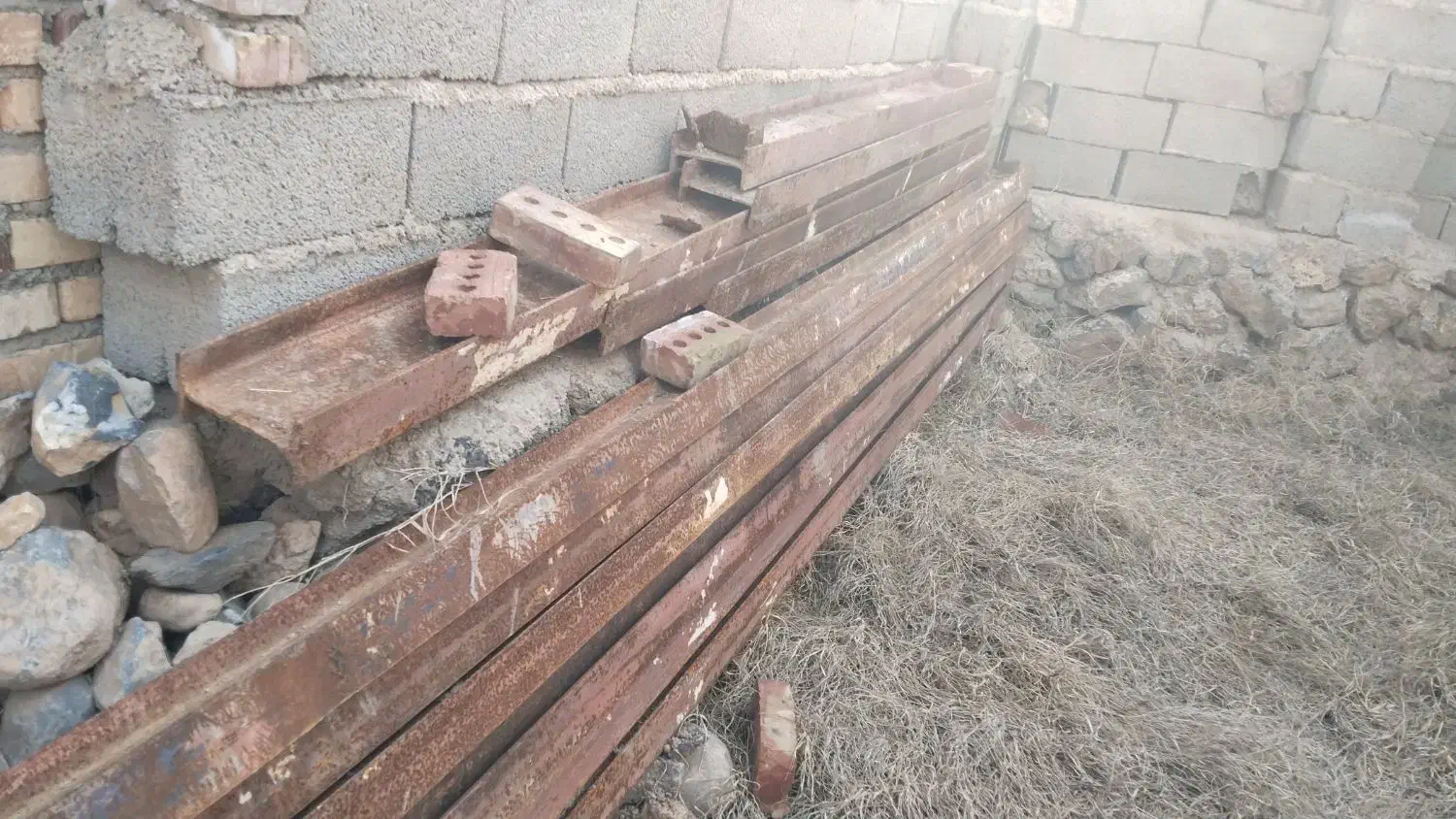 تیر آهن|مصالح و تجهیزات ساختمان|شوط, |دیوار