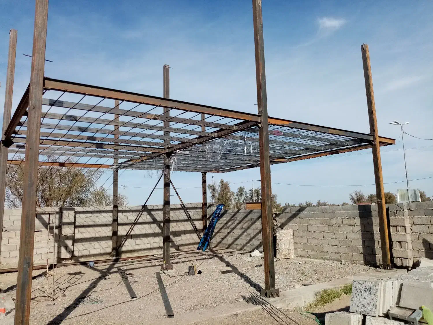 جوشکارنرماشیروفهرج|خدمات پیشه و مهارت|نرماشیر, |دیوار