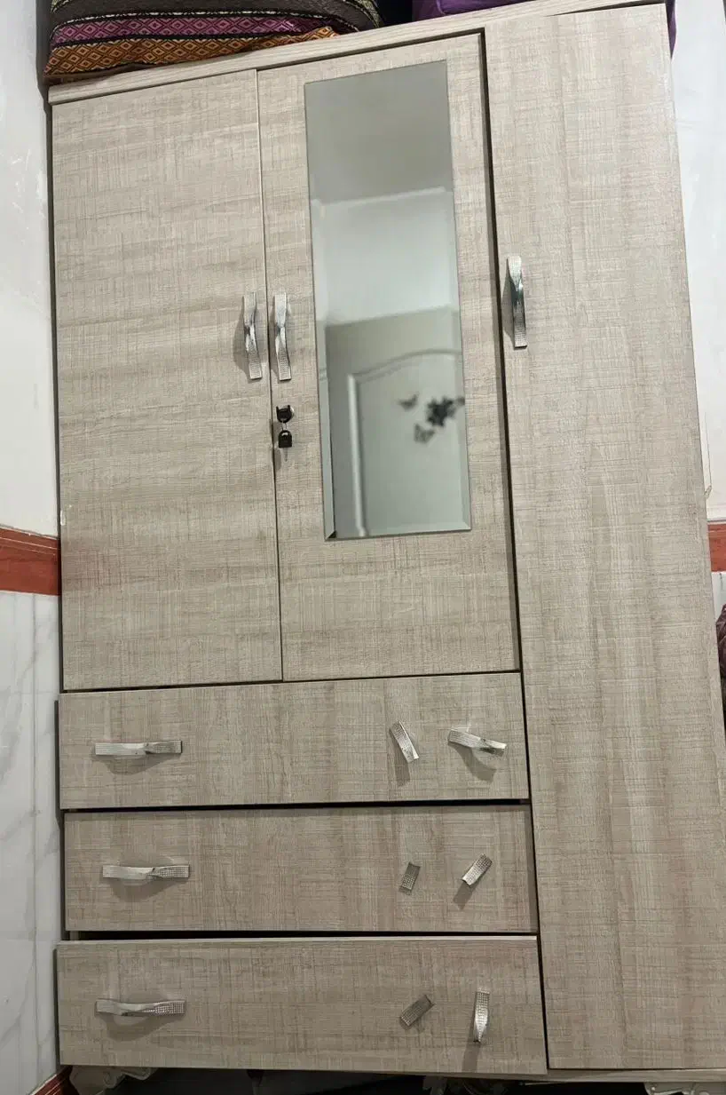 کد و دراور|جاکفشی، کمد، دراور|شهریار, کهنز|دیوار