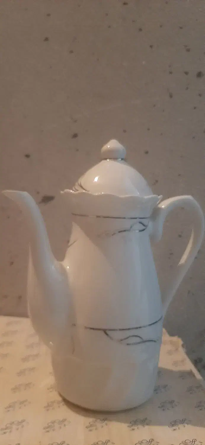 ظرف چینی مخصوص شیر|ظروف سرو و پذیرایی|رشت, پل تالشان|دیوار